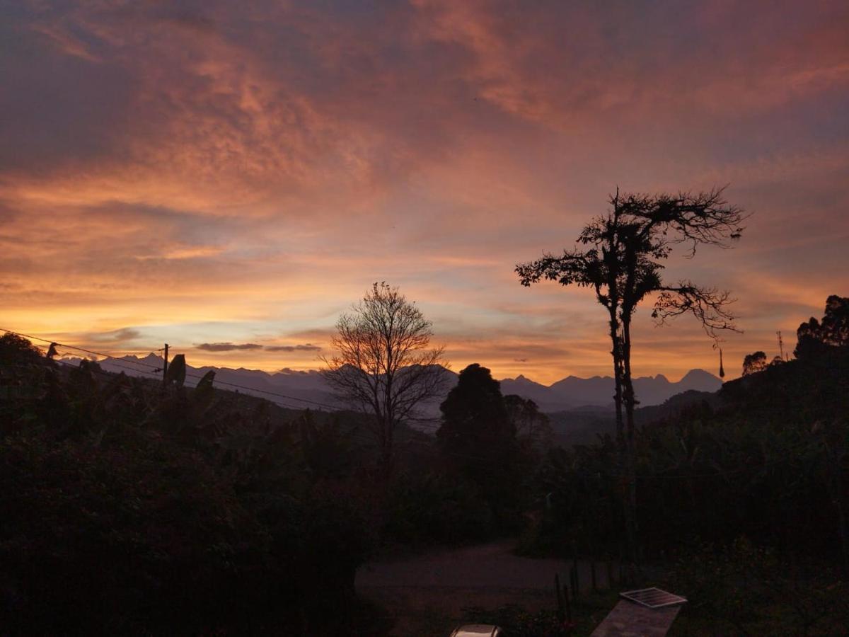 Hotel Vista Farallones Jardin Luaran gambar